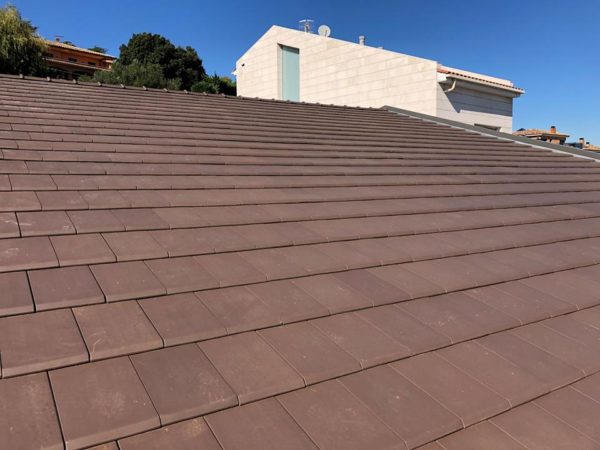 flat 10 chocolate roof tile 49530086792 o